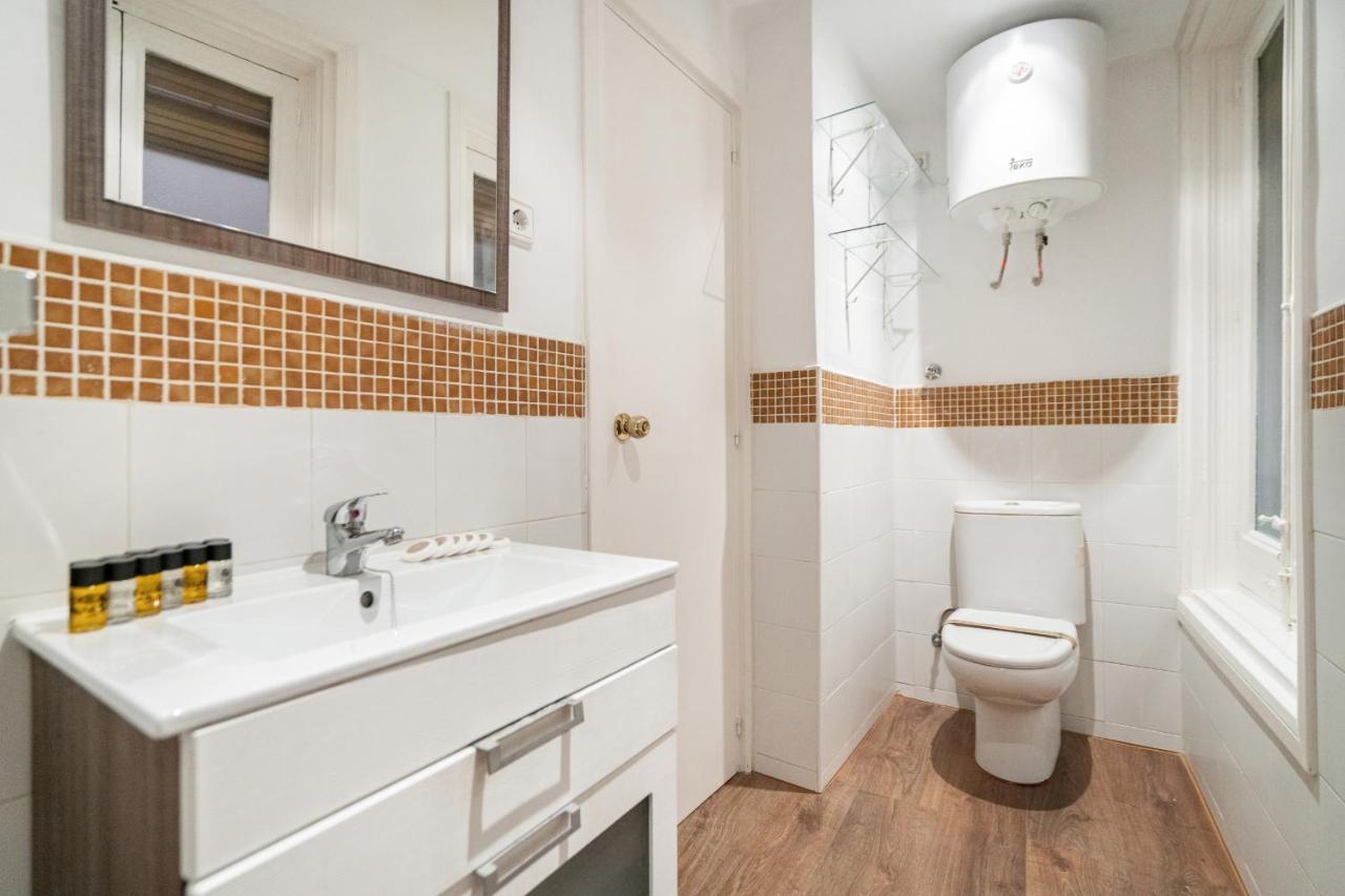 Apartmán Apartamento En La Puerta Del Sol Madrid Exteriér fotografie